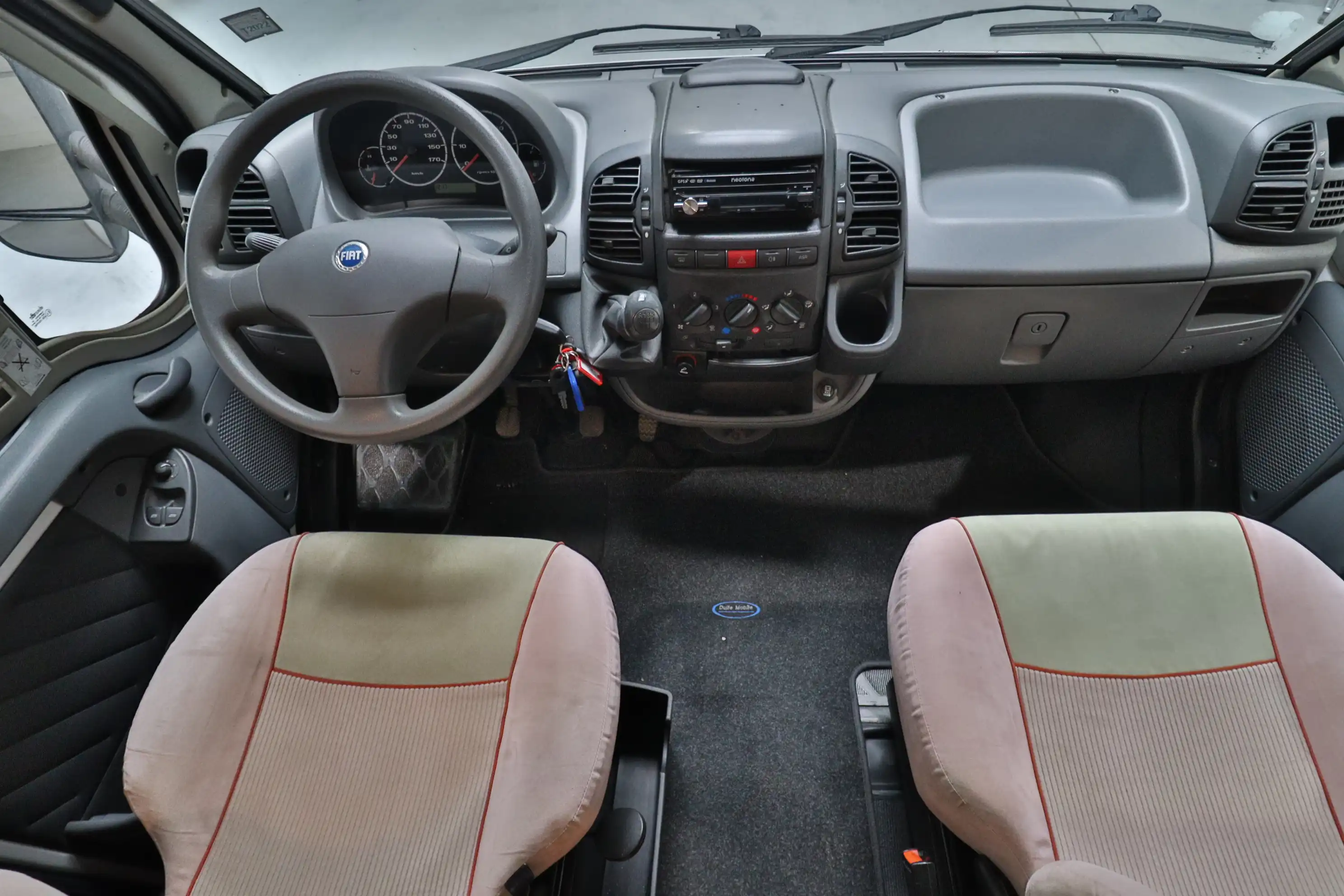 BUERSTNER Solano T 700